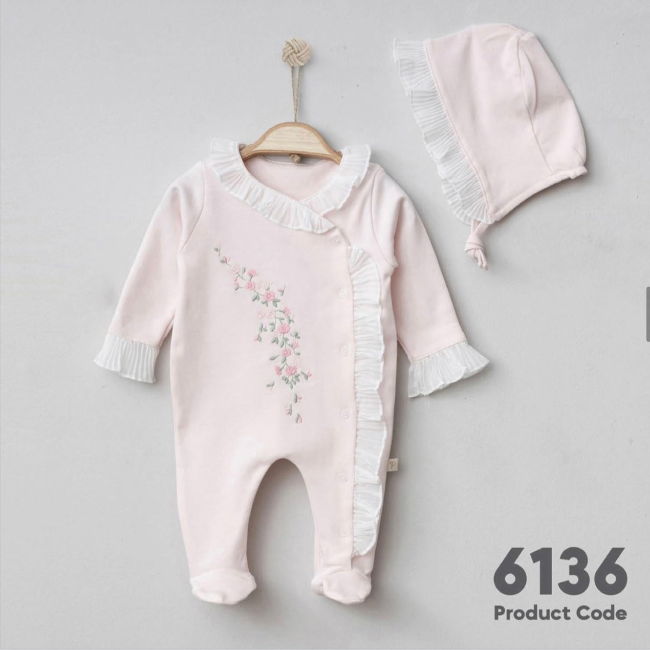 Baby Girl 100% cotton 2 pieces overall set.