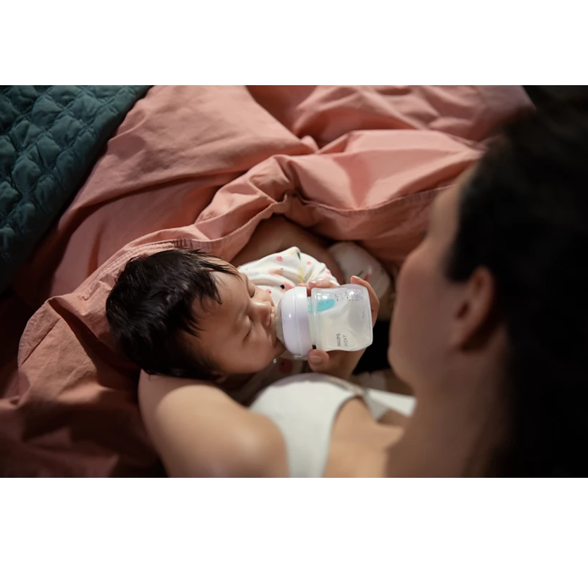Philips Avent Natural Response
Baby Bottle with Airfree vent.